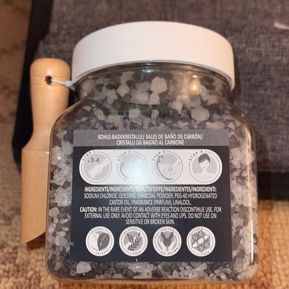 Sunday Rain charcoal bath crystals NWT - Picture 3 of 5